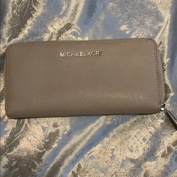 Large Michael Kors Jetset tote & matching wallet - Picture 6 of 8